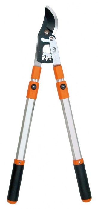 Röjsax med utväxling och teleskopiskhandtag 70 - 104 cm Röjsax med utväxling och teleskopiskhandtag 70 - 104 cm