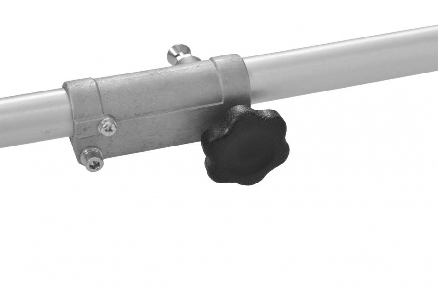 Bensindriven grästrimmer / röjsåg med justerbart skaft - 52cc Bensindriven grästrimmer / röjsåg med justerbart skaft - 52cc