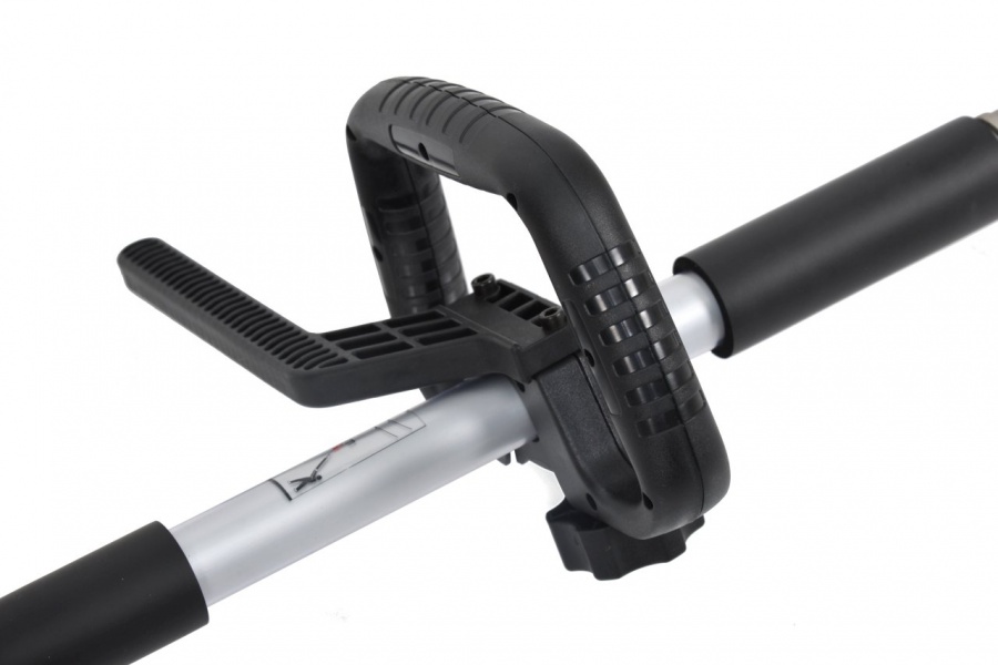 Elektrisk teleskophäcksax med 50cm förlängning och vridbart svärd Elektrisk teleskophäcksax med 50cm förlängning och vridbart svärd