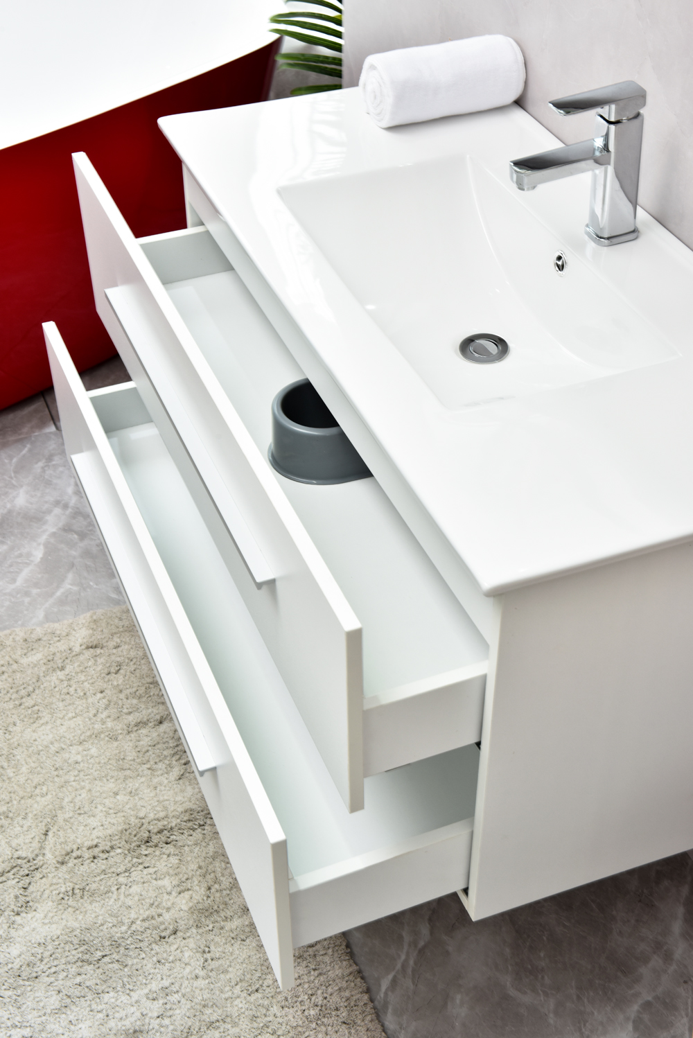 Badrumsmöbler Trend Medium - Vit Badrumsmöbler Trend Medium - Vit