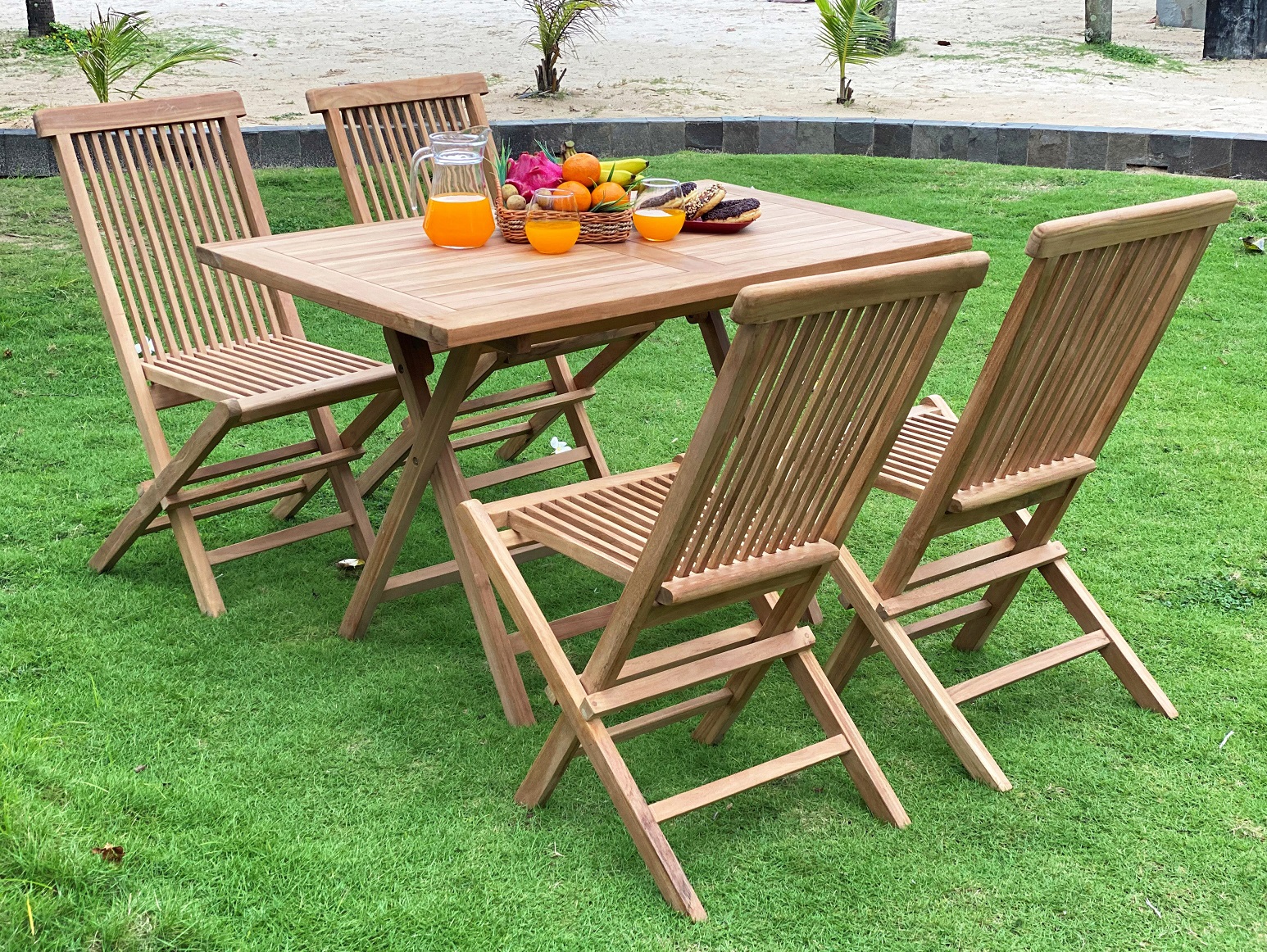 Saltö - Fällbart matbord i teak 120x80 cm Saltö - Fällbart matbord i teak 120x80 cm