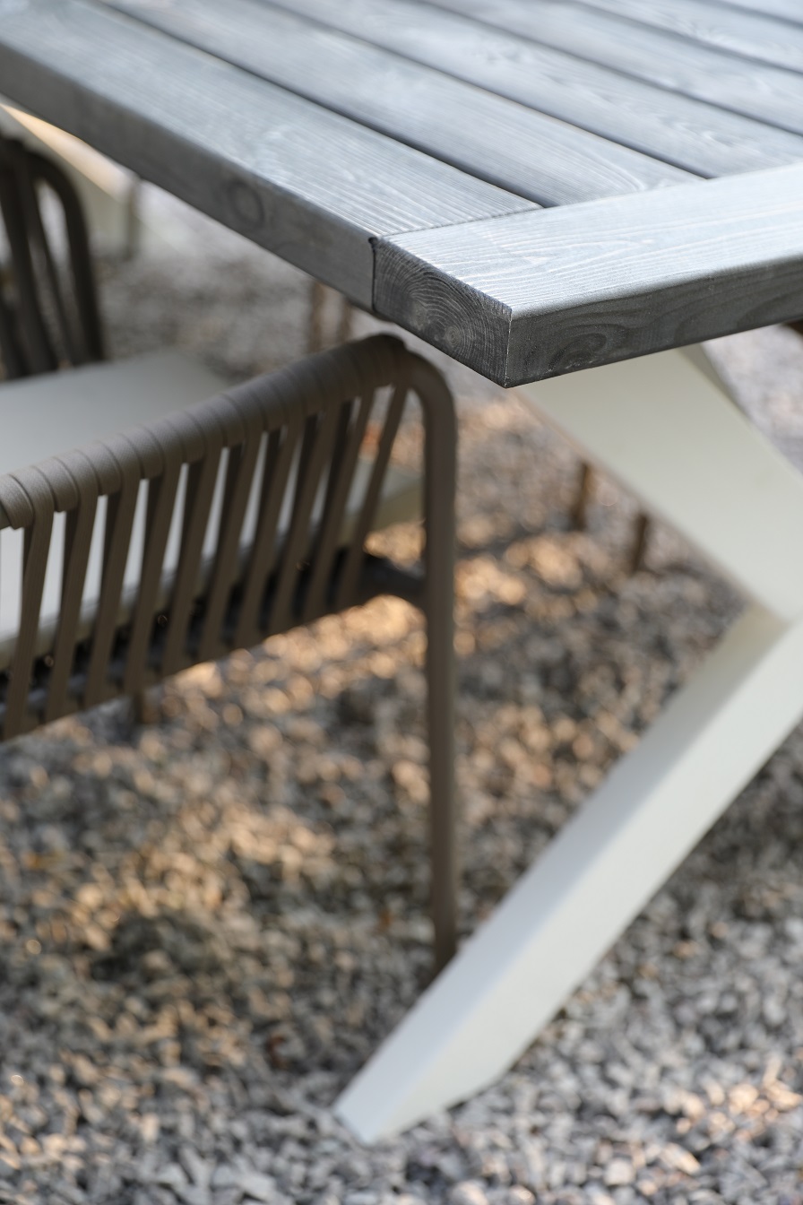 Oxford - Utemöbelgrupp 220 cm Grå/Vit Oxford - Utemöbelgrupp 220 cm Grå/Vit