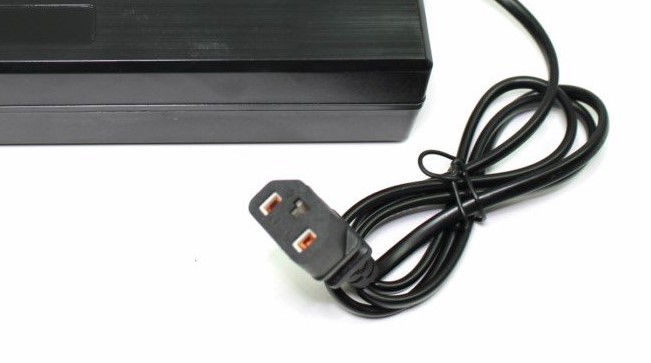 Extra laddare till Elscooter - 800W Extra laddare till Elscooter - 800W