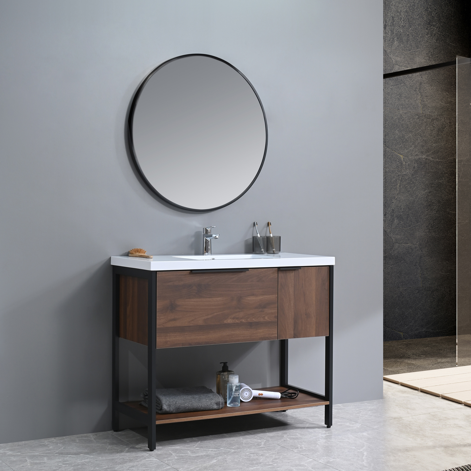 Badrumsm�bler Burbon - Valn�t