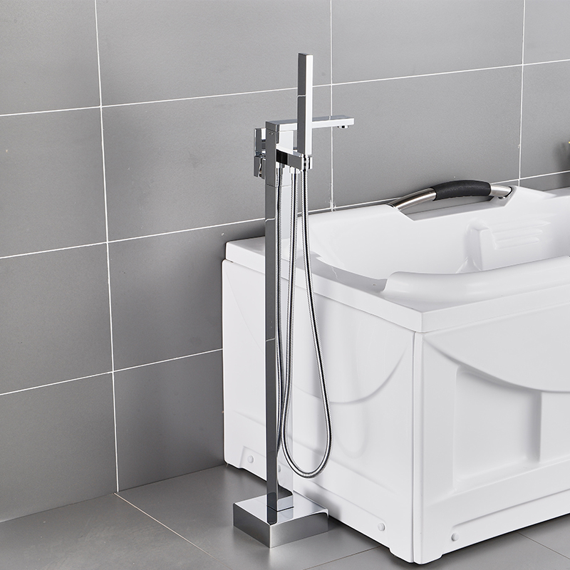 Badkarsblandare Aros - Krom Badkarsblandare Aros - Krom