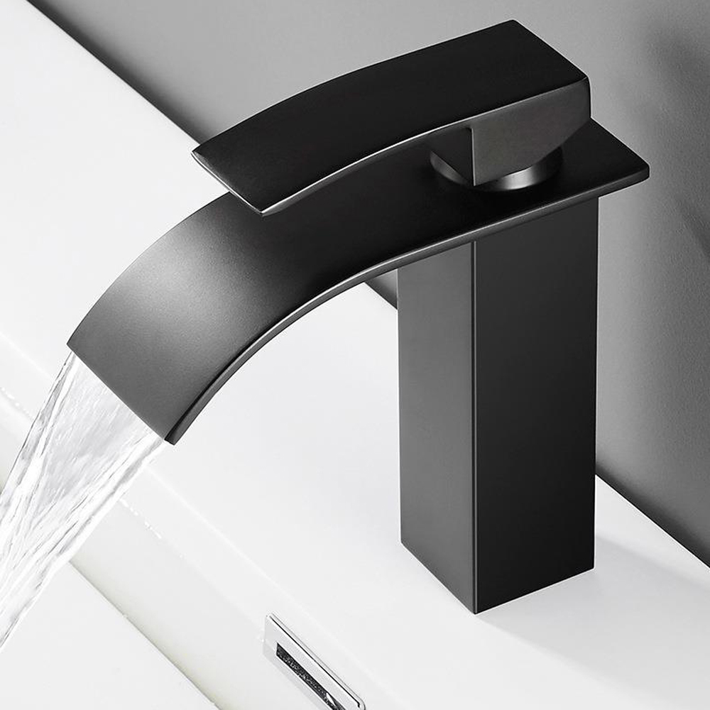 Tvttstllsblandare Poppy - Svart