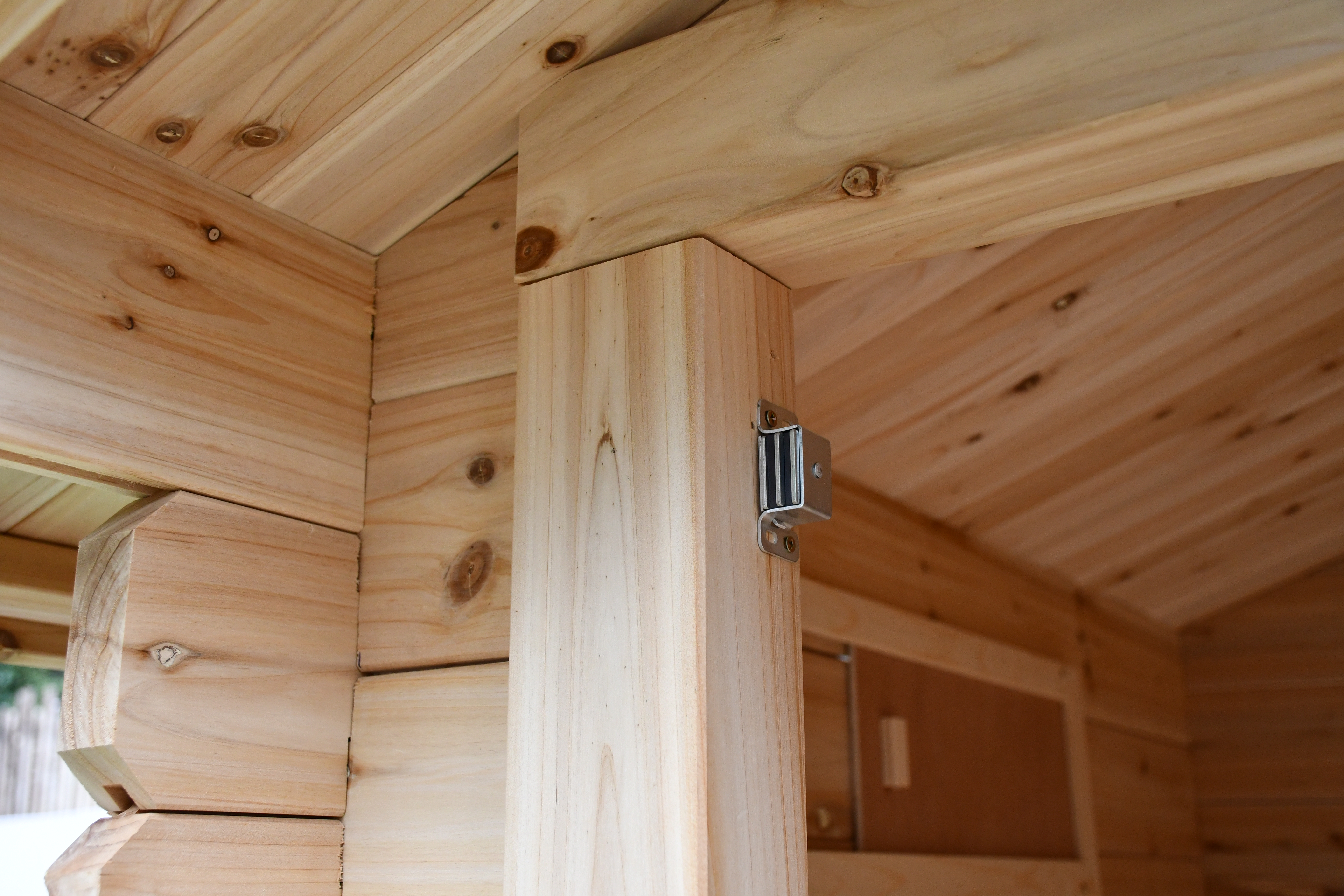 Utedass i trä Utedass i trä