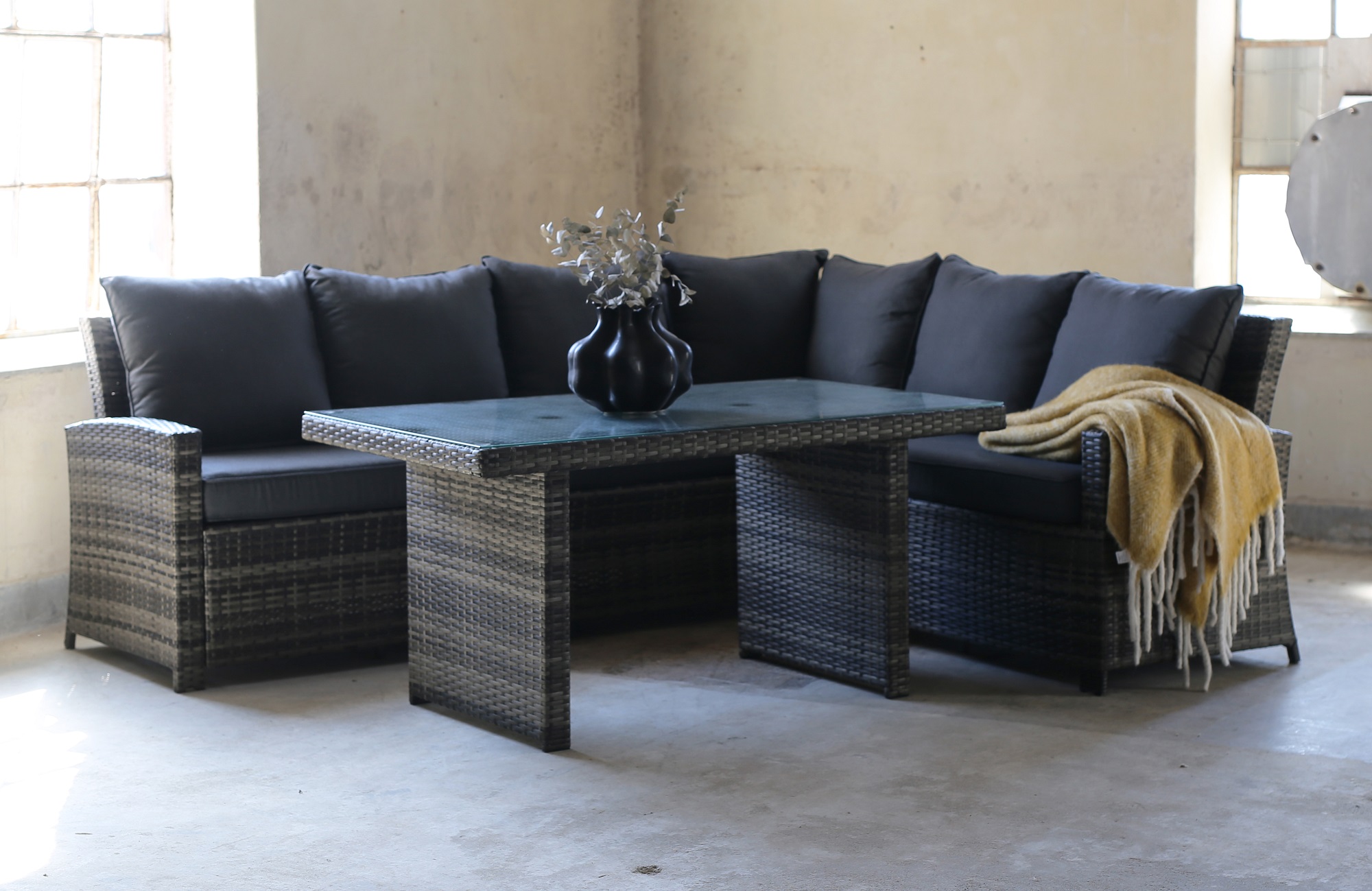 Kalmar - Soffgrupp med matbord Kalmar - Soffgrupp med matbord