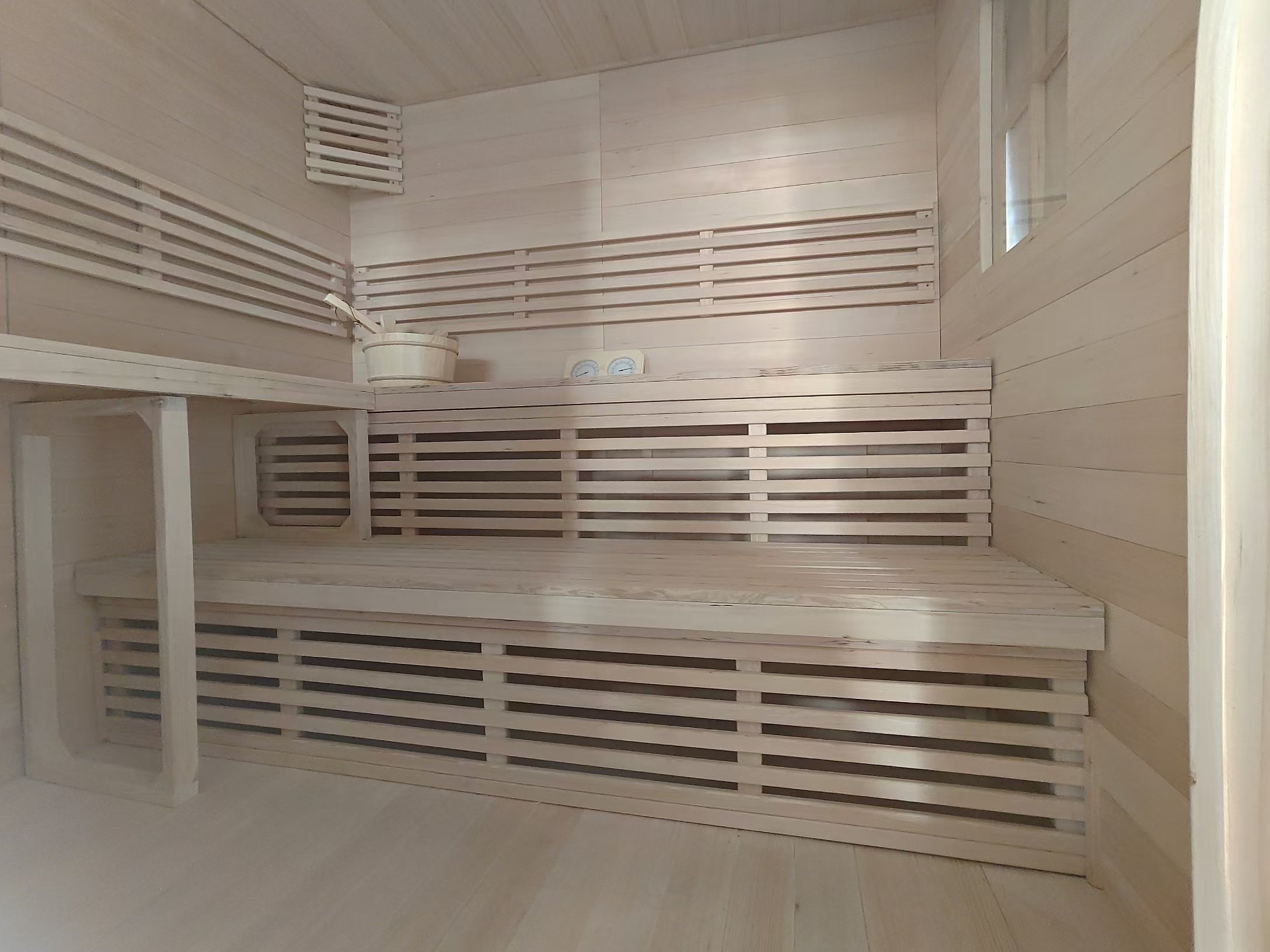 Traditionell Bastustuga för 5 personer - 4m² Traditionell Bastustuga för 5 personer - 4m²