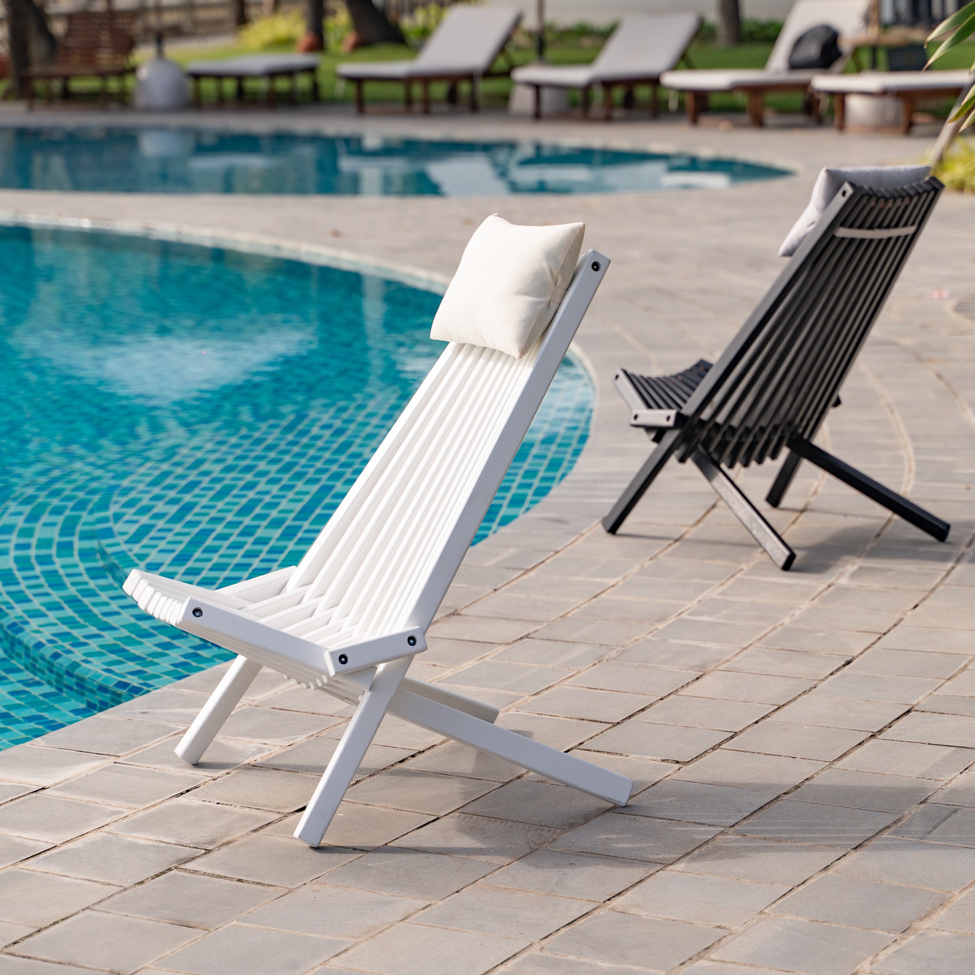 Calcutta solstol med nackkudde - Vit Calcutta solstol med nackkudde - Vit