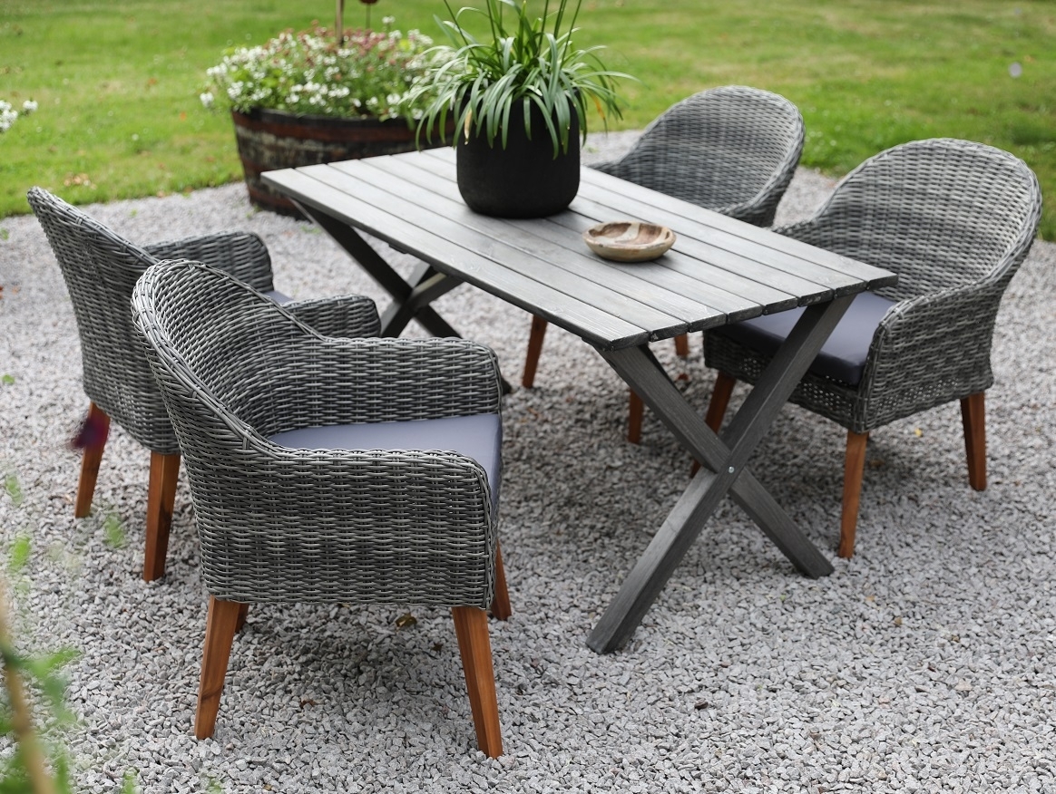 Matgrupp Scottsdale bord 150 cm i Shabby Chic gr inklusive 4 st Valetta ftljer i gr konstrotting