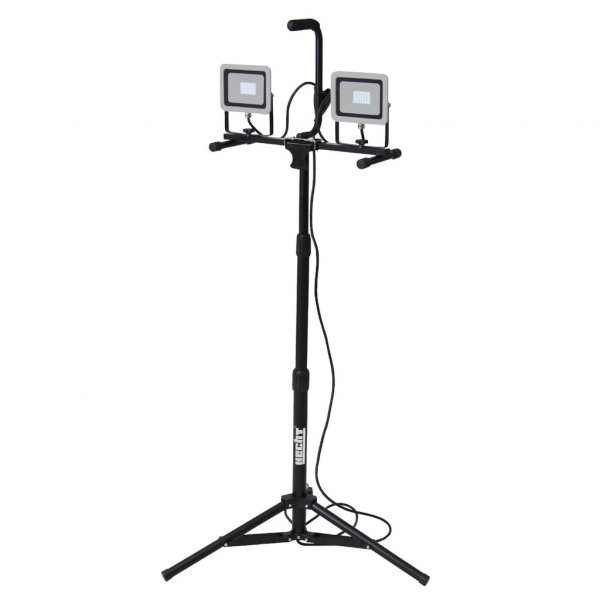 Led-strlkastare med stativ 2 x 30 W