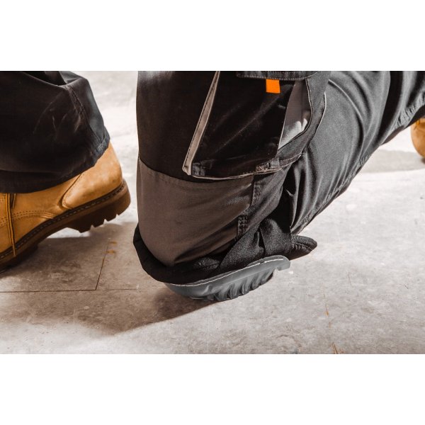 Knäskydd (med stöt-absorberande gel) M55-97-536 Knäskydd (med stöt-absorberande gel) M55-97-536