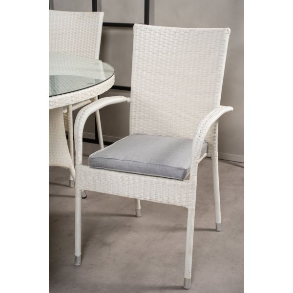 Frubol Matgrupp (150) - Vit - 6 Stolar