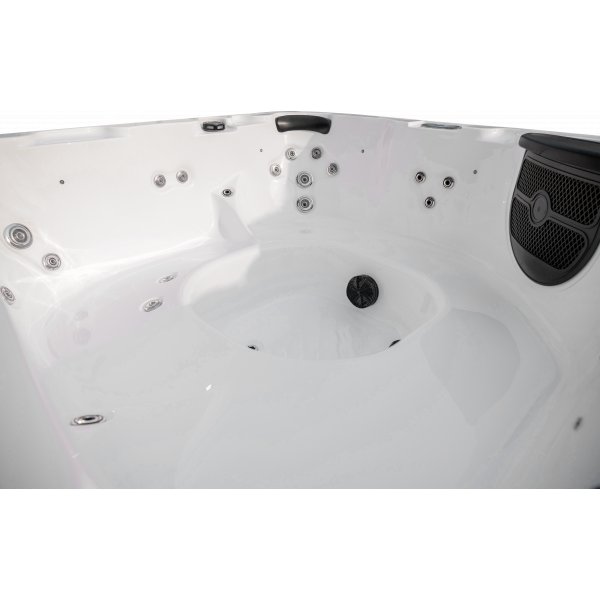 Spabad Nepton – 5 sittplatser (200×200 cm) Spabad Nepton – 5 sittplatser (200×200 cm)