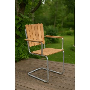 Möllan stapelbar karmstolar i teak med armstöd Möllan stapelbar karmstolar i teak med armstöd