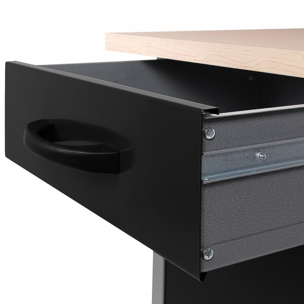 Verkstadsmöbel med arbetsbänk och förvaring Verkstadsmöbel med arbetsbänk och förvaring