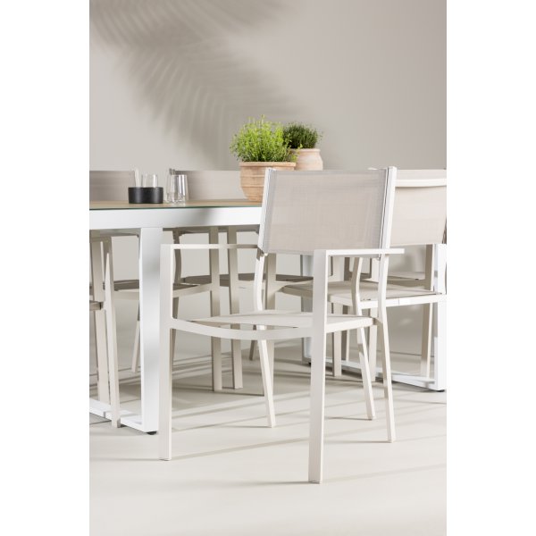 Chania-ruokatuoli - Beige + Tekstiilien kyllästäminen ulkokalusteisiin Chania-ruokatuoli - Beige + Tekstiilien kyllästäminen ulkokalusteisiin