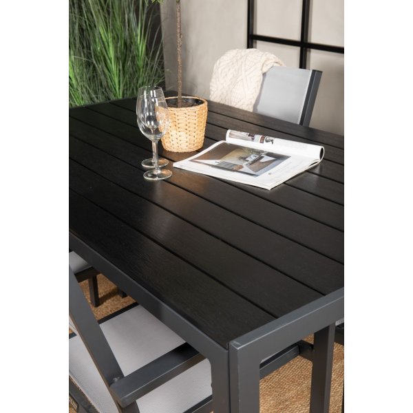 Ervalla Matgrupp (150x90) - Svart - 4 Stolar