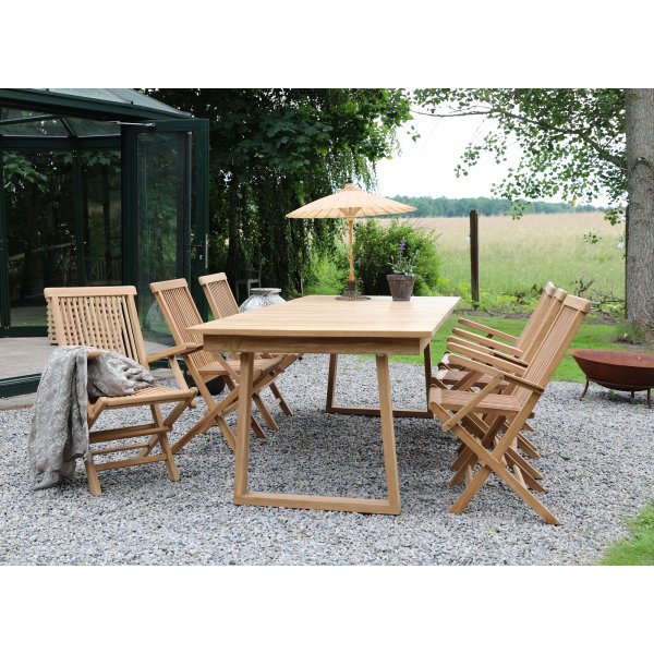 Saltö Outdoor Dining Group Esstisch 240x100 cm mit 6 Rahmenstühlen - Teak Saltö Outdoor Dining Group Esstisch 240x100 cm mit 6 Rahmenstühlen - Teak