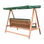 F�llbar hammock i tr� med gr�nt tak