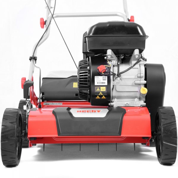 Bensindriven vertikalskärare 42 cm bred - Briggs & Stratton Bensindriven vertikalskärare 42 cm bred - Briggs & Stratton