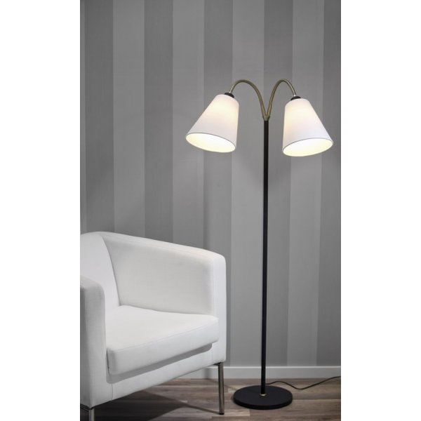 Ljusdal 2-arm golvlampa - Svart/matt m�ssing