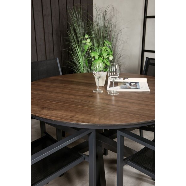 Tottarp Matgrupp (ø140) - Svart/Brun - 4 Stolar Tottarp Matgrupp (ø140) - Svart/Brun - 4 Stolar