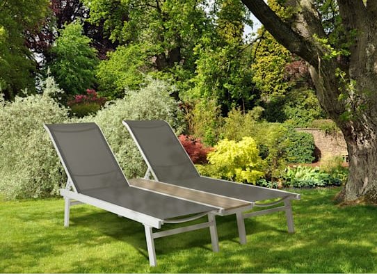 Sonnenliege - weiß + Reinigungsspray für Gartenmöbel Sonnenliege - weiß + Reinigungsspray für Gartenmöbel