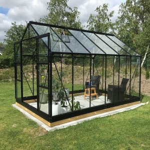 Läs mer om Växthus 9,6m² - Härdat glas - Svart - Kanalplast, Svart - Fristående växthus, Växthus