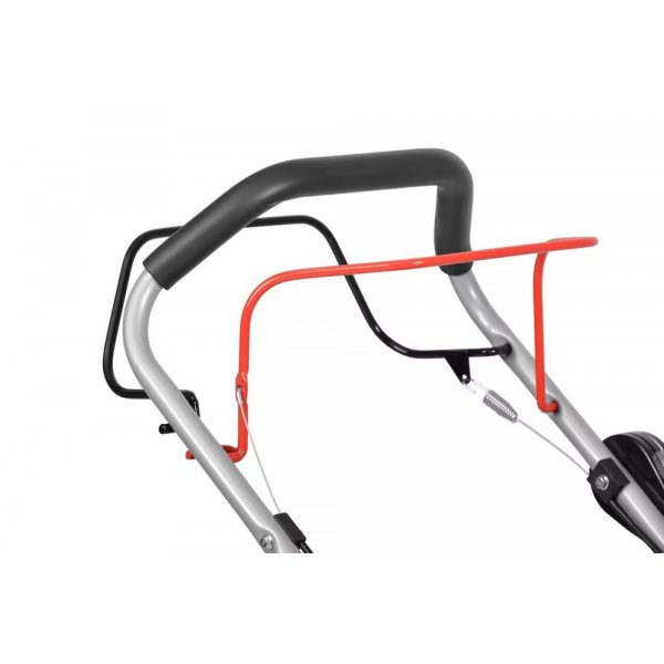 Bensindriven gräsklippare 46 cm, självgående - 139 cc Bensindriven gräsklippare 46 cm, självgående - 139 cc