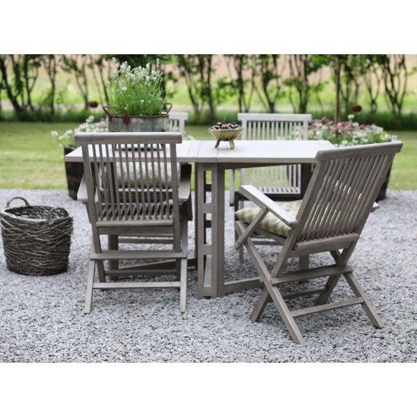 Matgrupp Salt� gr� teak: Slagbord inklusive 4 st Salt� karmstolar i gr� teak