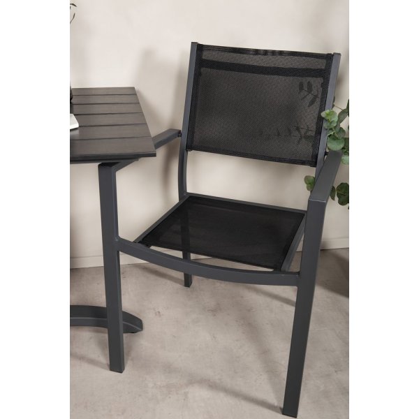 Garnviken Matgrupp (70x70) - Svart - 2 Stolar Garnviken Matgrupp (70x70) - Svart - 2 Stolar