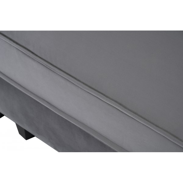 Soffa 250 cm bred m�rkgr� sammet 114 cm djup