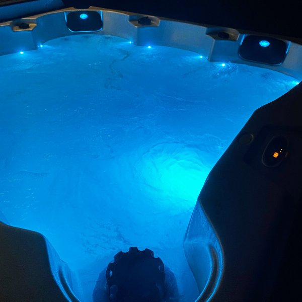 Spabad Poseidon - 5-6 personer Spabad Poseidon - 5-6 personer