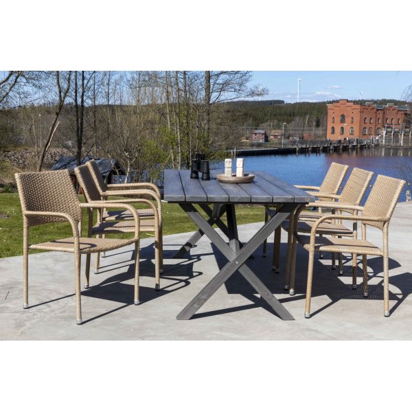 Scottsdale utematgrupp med 6 st karmstolar (stapelbara) och matbord 190 cm - Natur Scottsdale utematgrupp med 6 st karmstolar (stapelbara) och matbord 190 cm - Natur