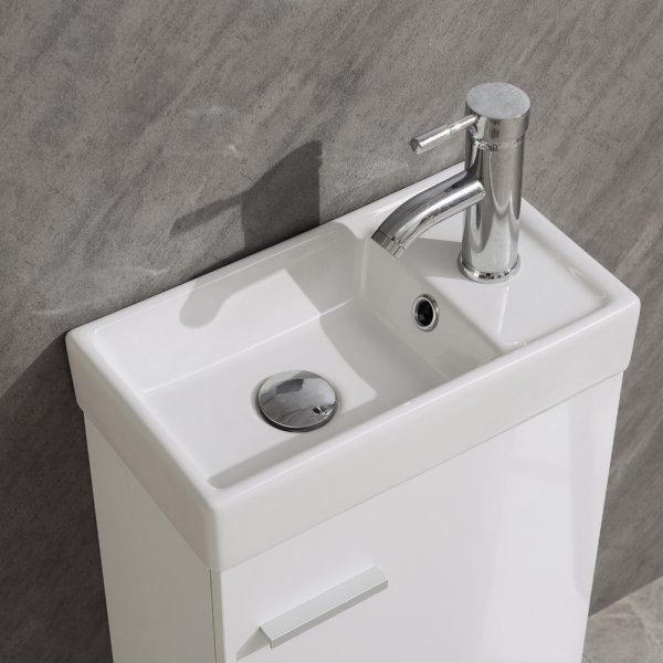 Kylpyhuonekalusteet Fjord - Valkoinen + WC-paperin pidike Kylpyhuonekalusteet Fjord - Valkoinen + WC-paperin pidike