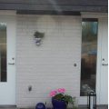 Kundbild Ytterd�rr Denise - med smalt f�nster: Jag �r mycket n�jd med b�de d�rrar...