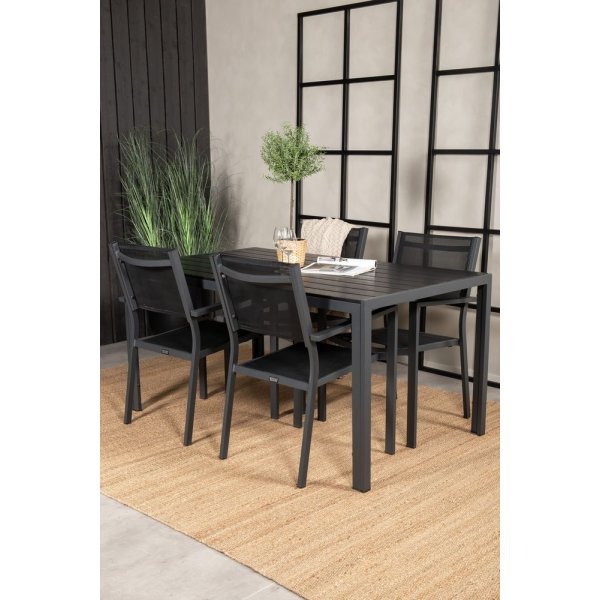 Ervalla Matgrupp (150x90) - Svart - 4 Stolar Ervalla Matgrupp (150x90) - Svart - 4 Stolar