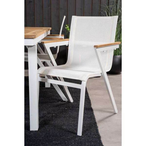 Dotorp Matgrupp (160x90) - Vit/Natur - 4 Stolar Dotorp Matgrupp (160x90) - Vit/Natur - 4 Stolar