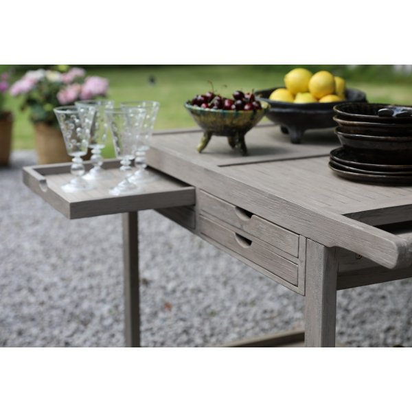 Saltö - Serveringsvagn i grå teak Saltö - Serveringsvagn i grå teak