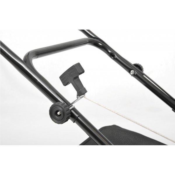 Bensindriven vertikalskärare - 38cm bred 87cc Bensindriven vertikalskärare - 38cm bred 87cc