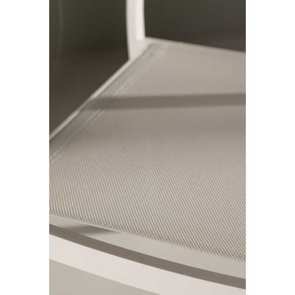 Chania-ruokatuoli - Beige + Tekstiilien kyllästäminen ulkokalusteisiin Chania-ruokatuoli - Beige + Tekstiilien kyllästäminen ulkokalusteisiin