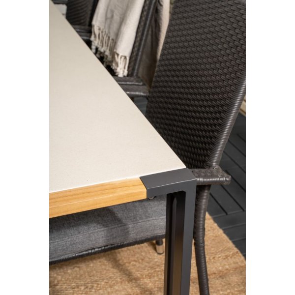 Tornsborg Matgrupp (200x100) - Svart/Grå - 6 Stolar Tornsborg Matgrupp (200x100) - Svart/Grå - 6 Stolar