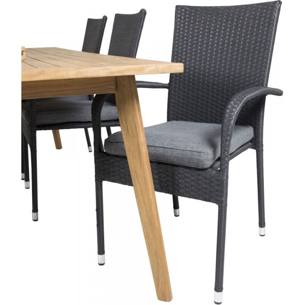 Charlottenberg Spisegruppe (220x100) - Sort/Natur - 6 Stole Charlottenberg Spisegruppe (220x100) - Sort/Natur - 6 Stole