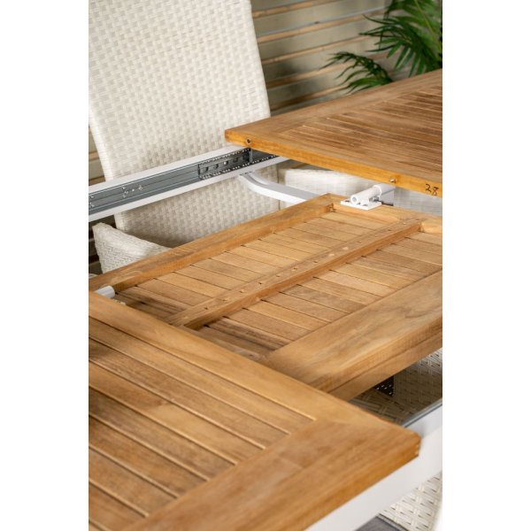 Dotorp Matgrupp (160x90) - Vit/Natur - 4 Stolar Dotorp Matgrupp (160x90) - Vit/Natur - 4 Stolar