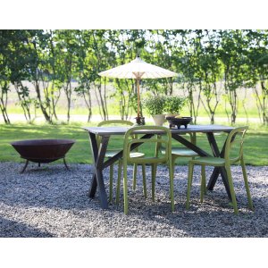 Läs mer om Matgrupp Scottsdale: 150 cm grått träbord inklusive 4 st Nordanå stolar stapelbara - Utematgrupper, Utemöbelgrupper, Utemöbler