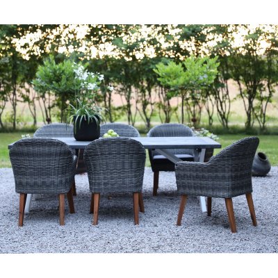 Oxford udendørs spisegruppe; grå/hvid bord 220 cm inkl. 6 Valetta lænestole grå syntetisk rattan