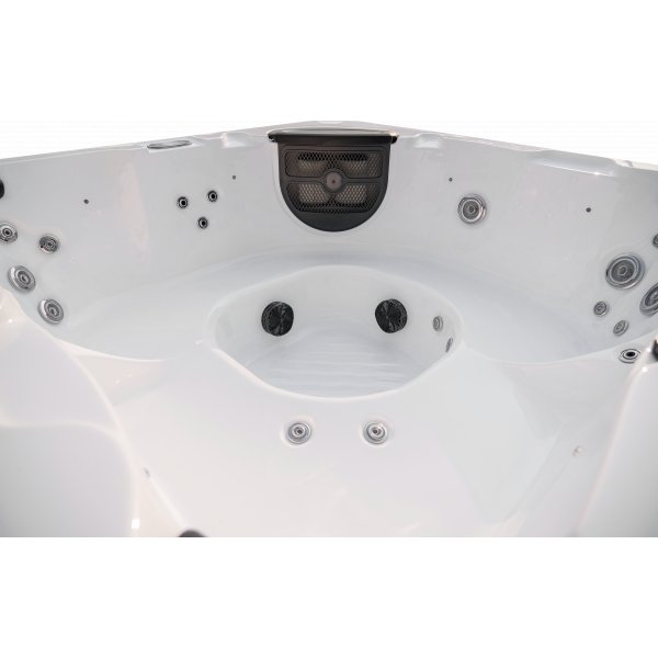 Spabad Nepton – 5 sittplatser (200×200 cm) Spabad Nepton – 5 sittplatser (200×200 cm)