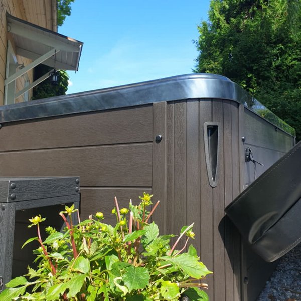 Spabad Poseidon Blackline - 5-6 personer Spabad Poseidon Blackline - 5-6 personer